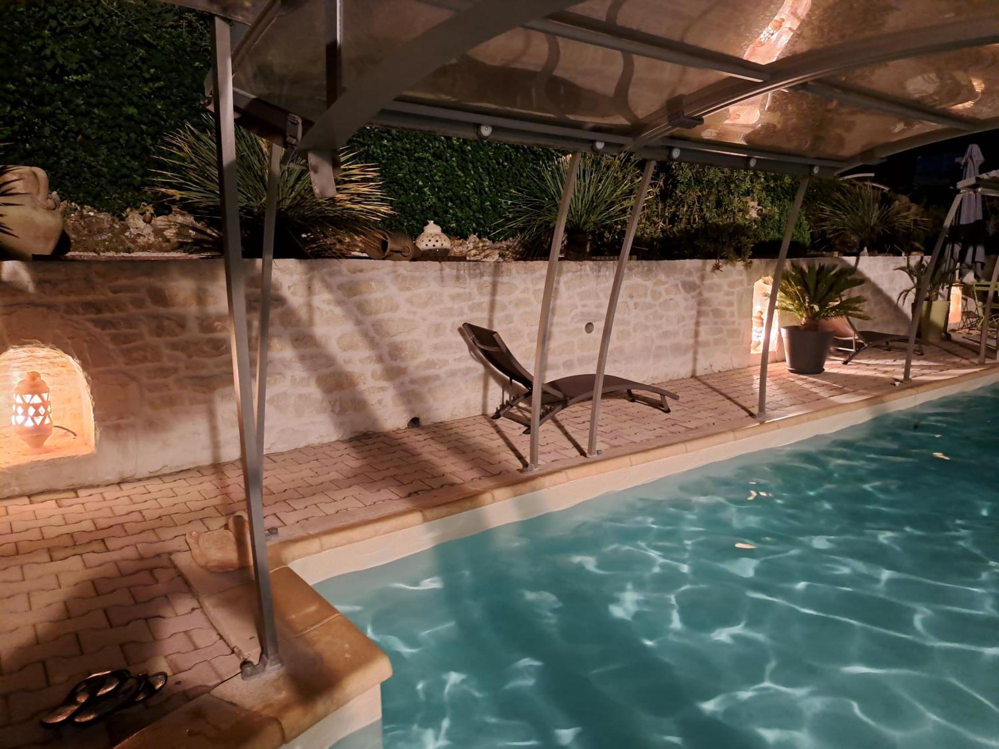 Lou Pin Dou Papet Bed & Breakfast Roquevaire Exterior photo
